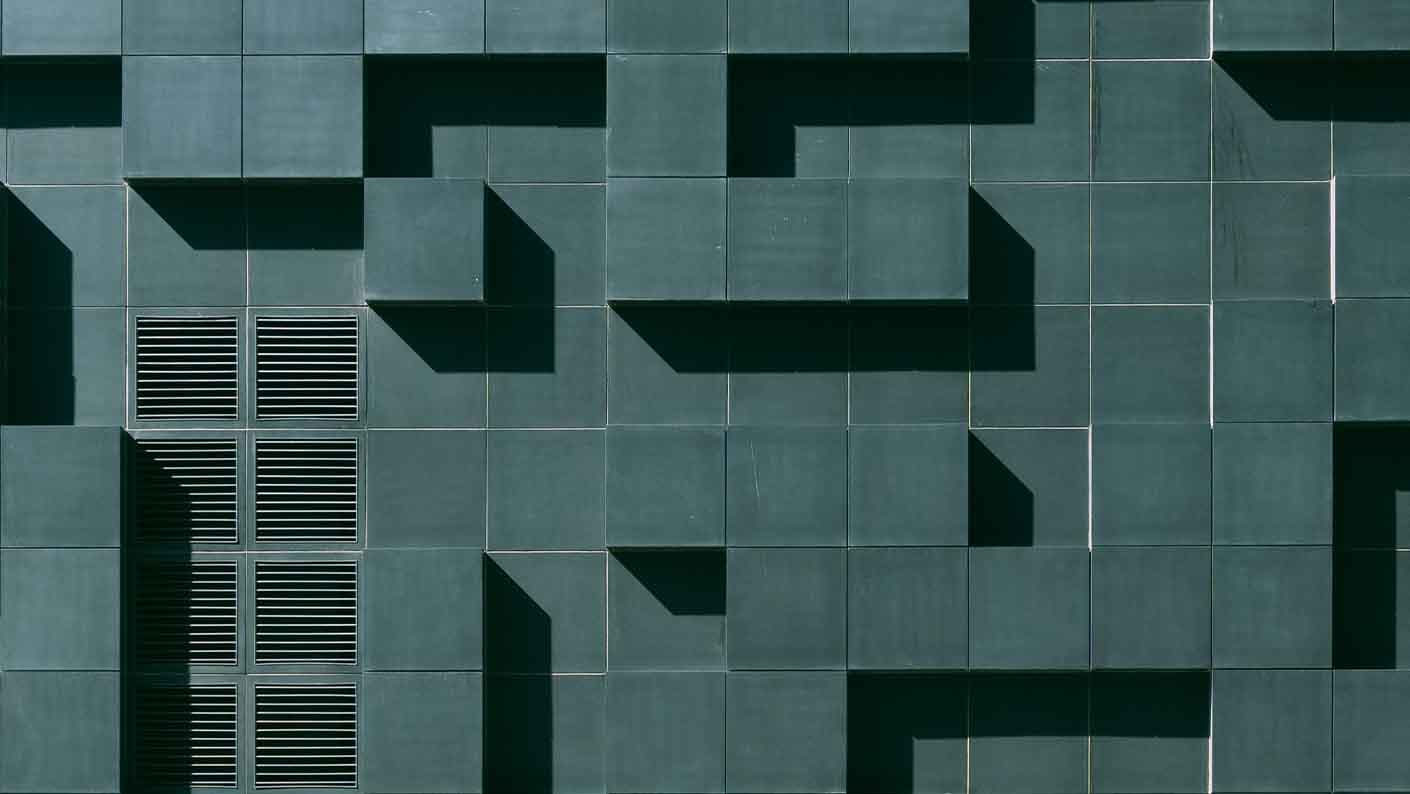 Why .NET 10 Makes Modular Monoliths More Viable Than Microservices